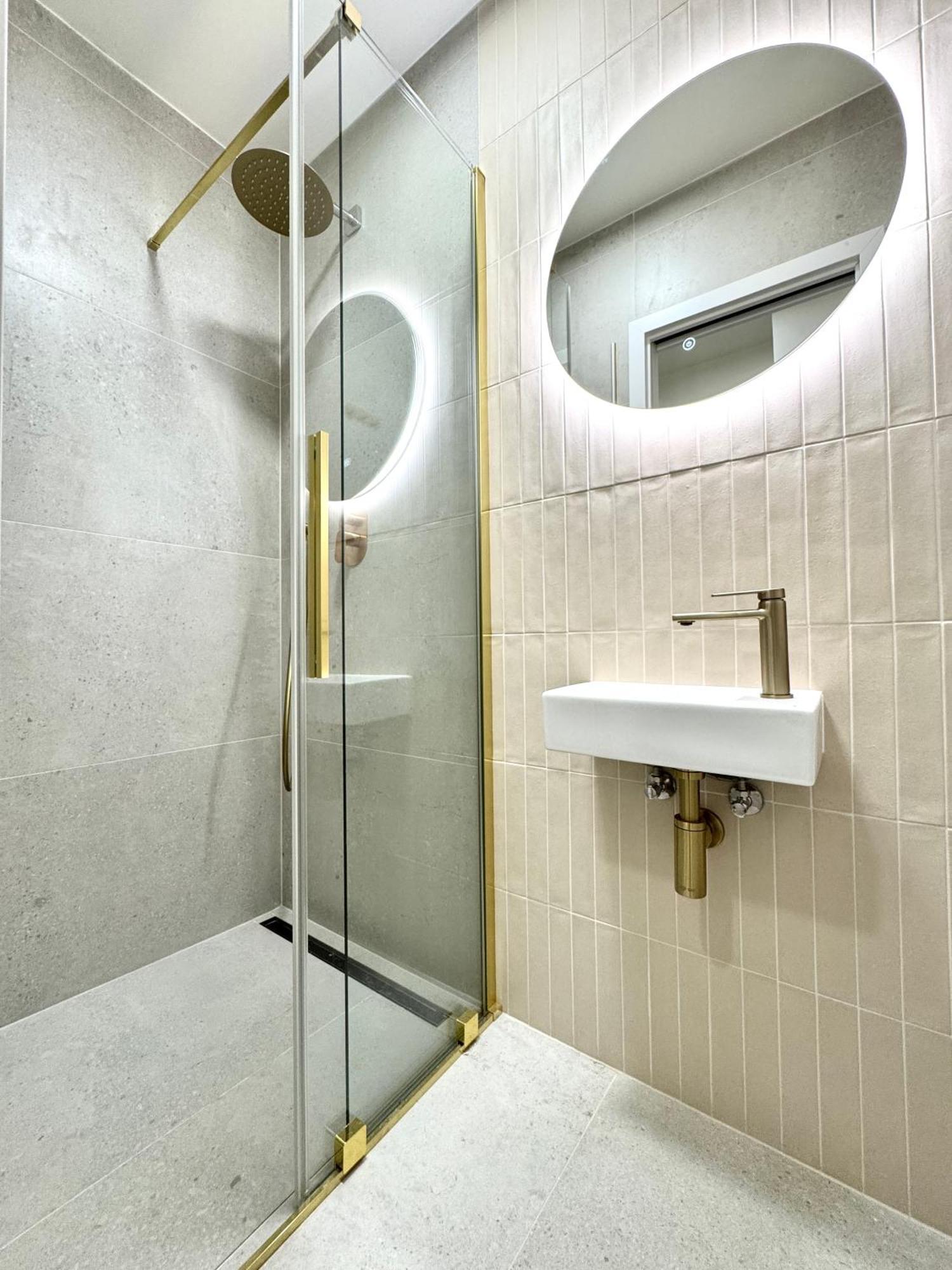 National Theatre With 2 Bathrooms Center * Praga
